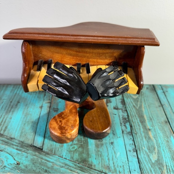 Handmade Wooden Piano with Hands, Jazz Piano, Playing Hands, Music Note - Picture 2 of 16